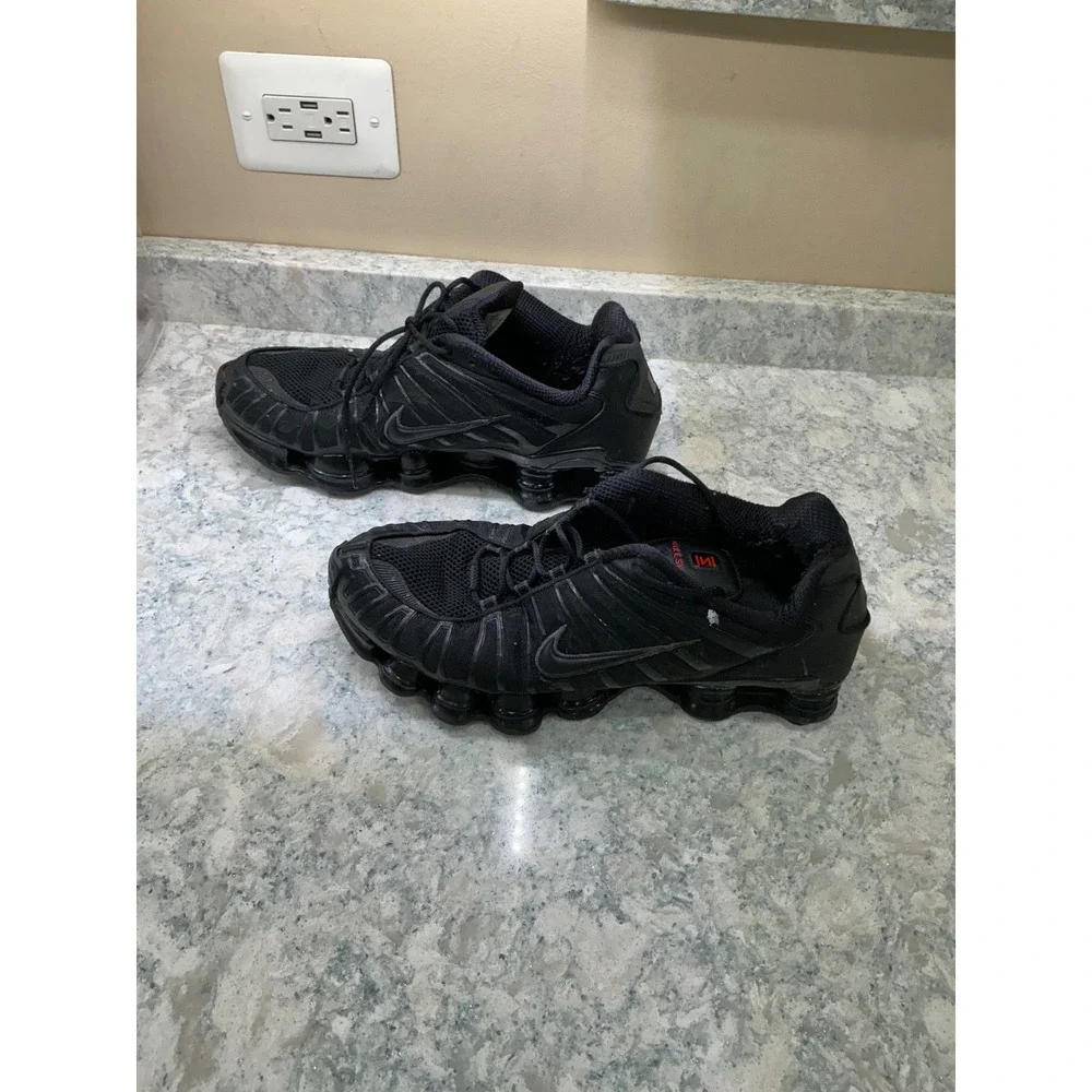 Nike Sneakers Shox TL 13 Black Triple Black AV3595-002 TPU Cage Low Top